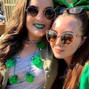 Meet your Posher, Bee